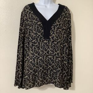Lane Bryant Black and Cream Floral V-Neck Blouse